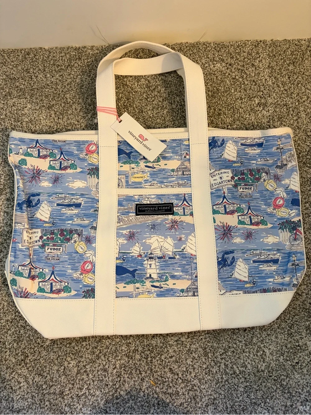 Vineyard Vines Blue Coastal Scene Canvas Tote with White Trim - Picture 1 of 7